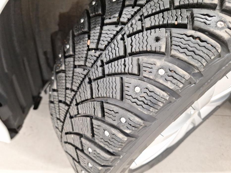 MERCEDES-BENZ B 2015