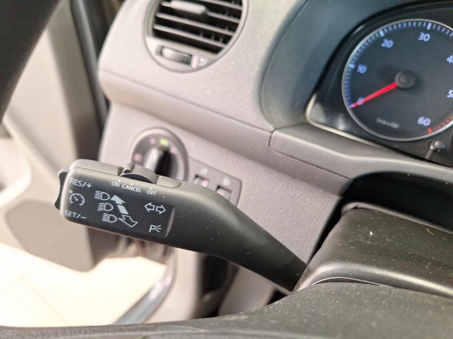 VOLKSWAGEN Caddy Maxi 2009