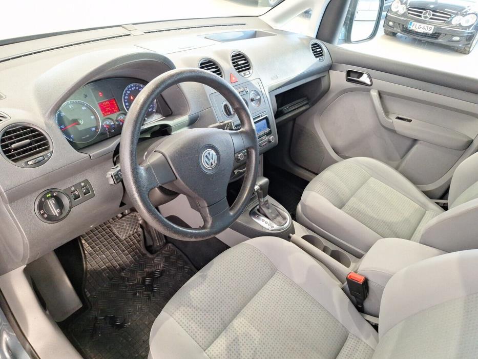 VOLKSWAGEN Caddy Maxi 2009