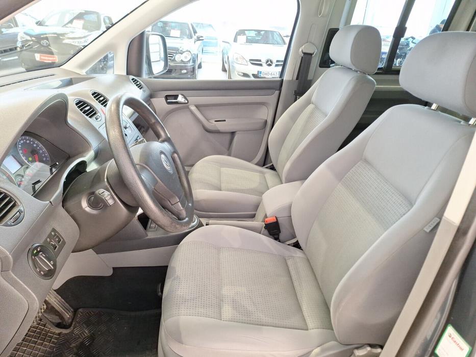 VOLKSWAGEN Caddy Maxi 2009