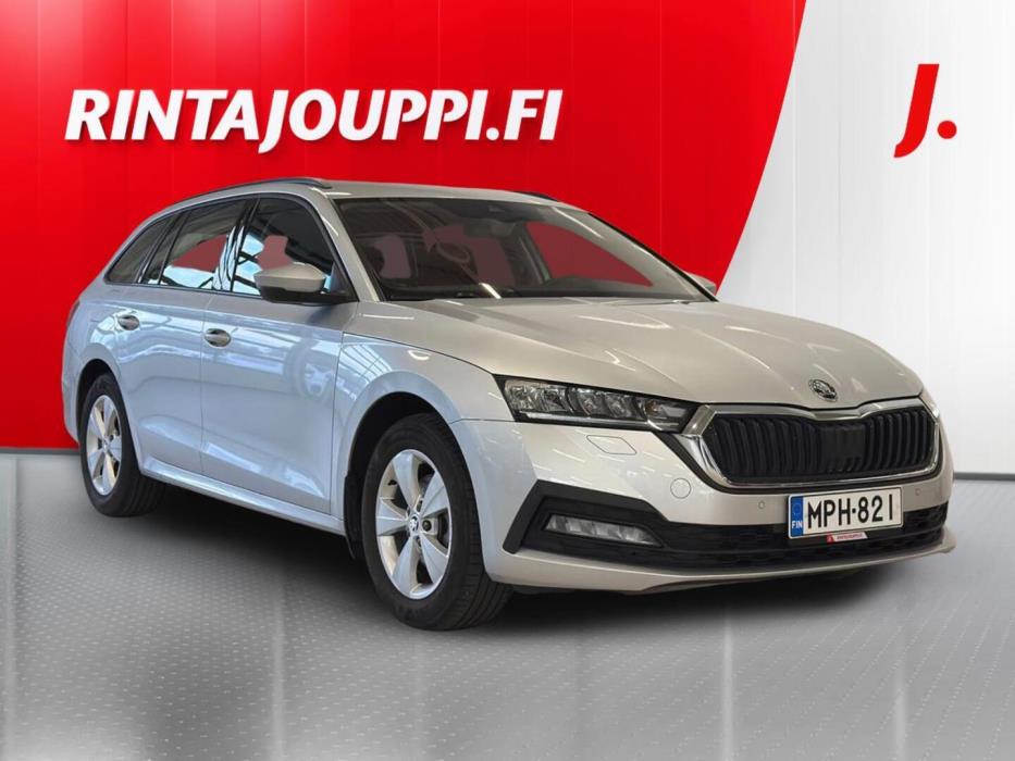 SKODA Octavia 2023
