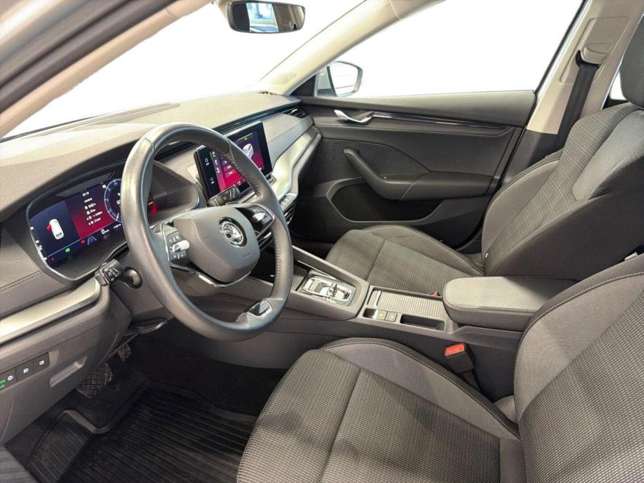 SKODA Octavia 2023