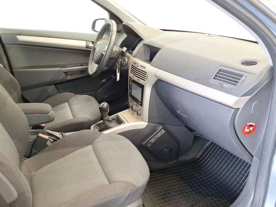 OPEL Astra 2007