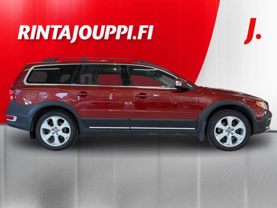 VOLVO XC70 2010