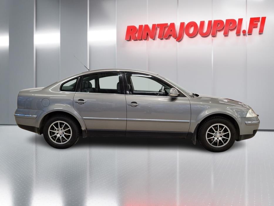 VOLKSWAGEN Passat 2004