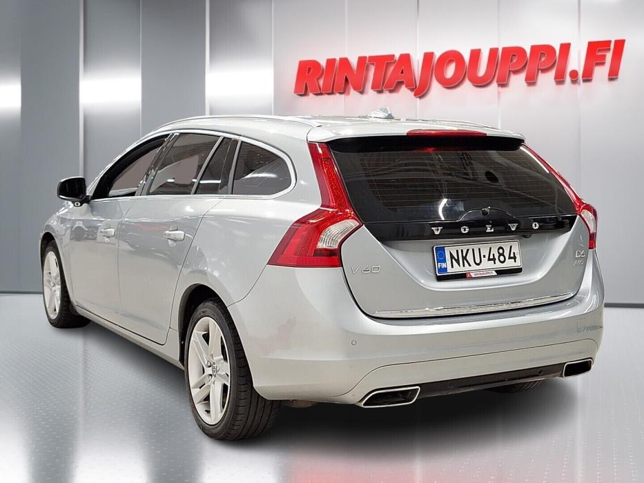 VOLVO V60 2012