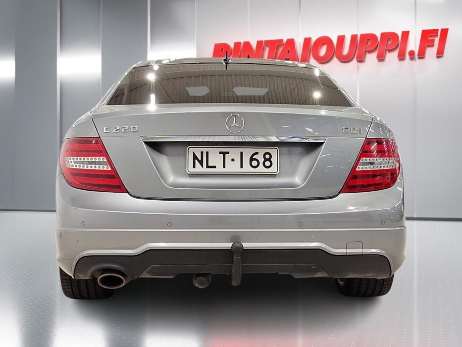 MERCEDES-BENZ C 2011