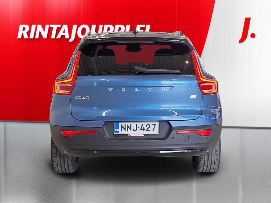 VOLVO XC40 2020