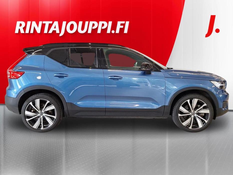 VOLVO XC40 2020