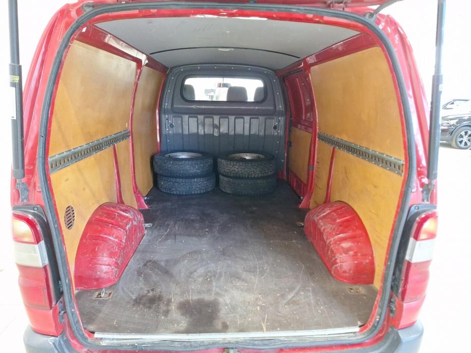 TOYOTA Hiace 2006