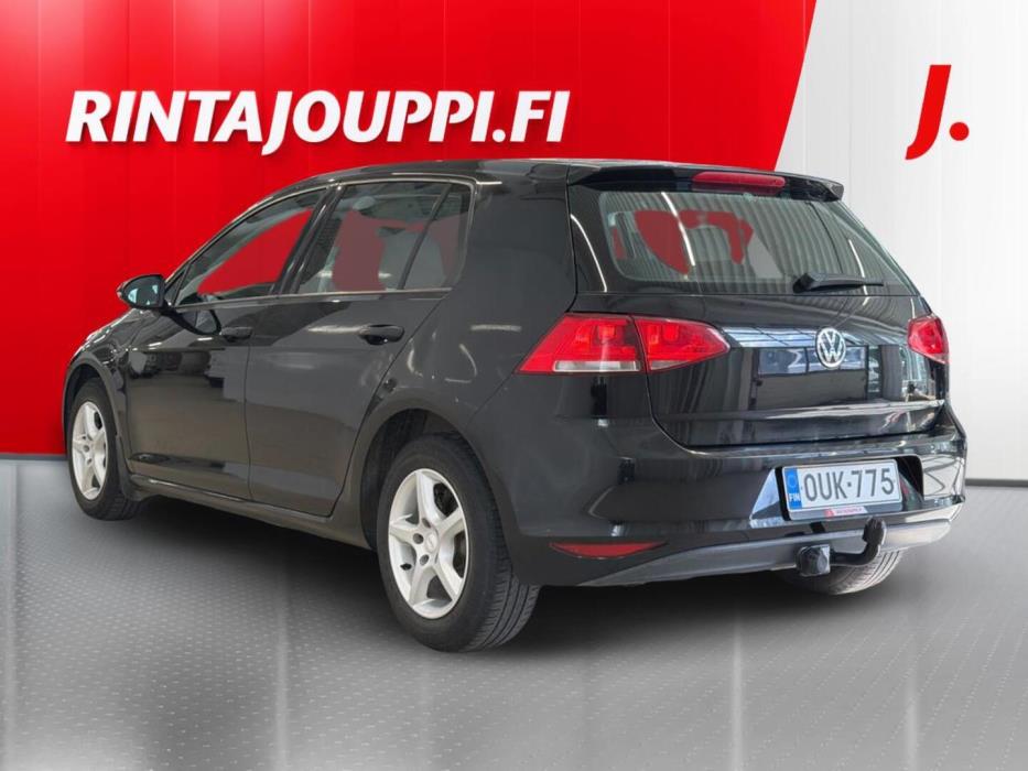 VOLKSWAGEN Golf 2014