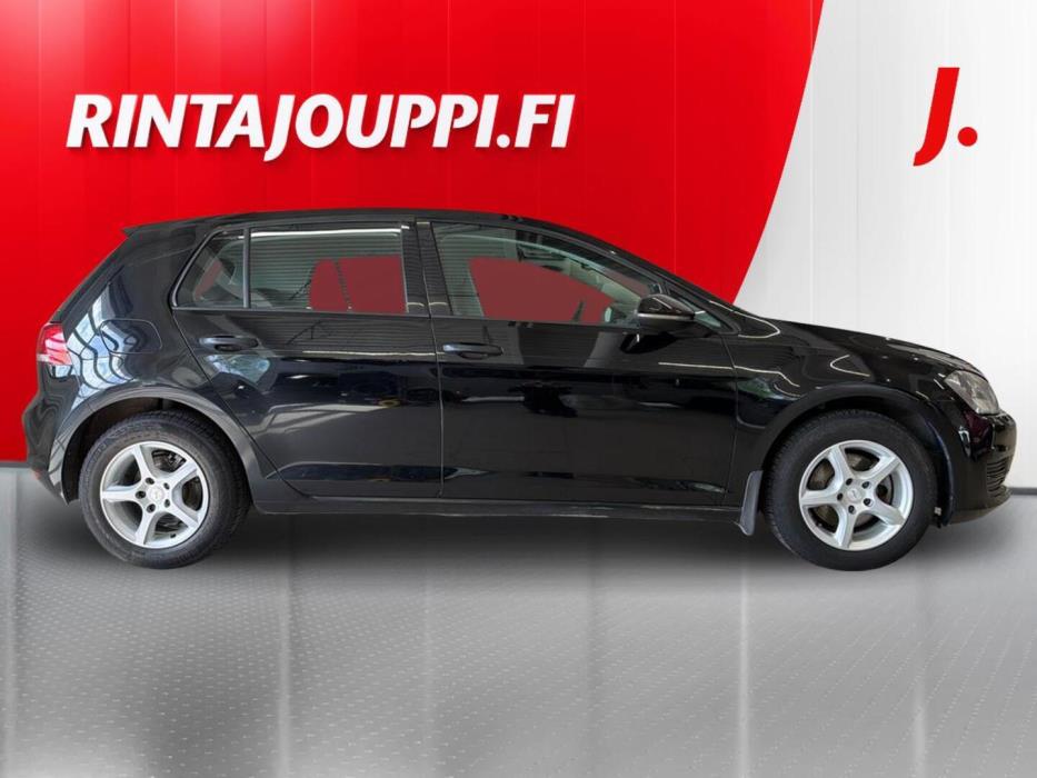 VOLKSWAGEN Golf 2014
