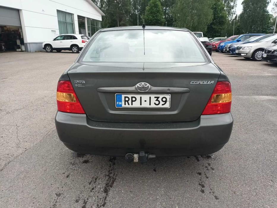 TOYOTA Corolla 2002