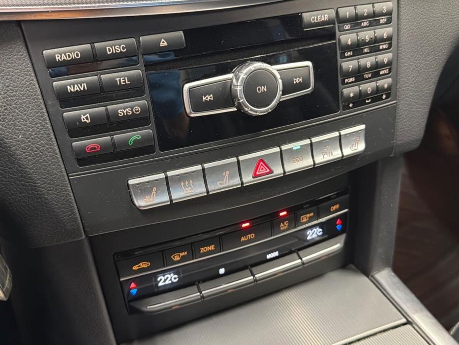 MERCEDES-BENZ E 2014