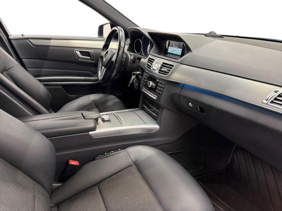 MERCEDES-BENZ E 2014
