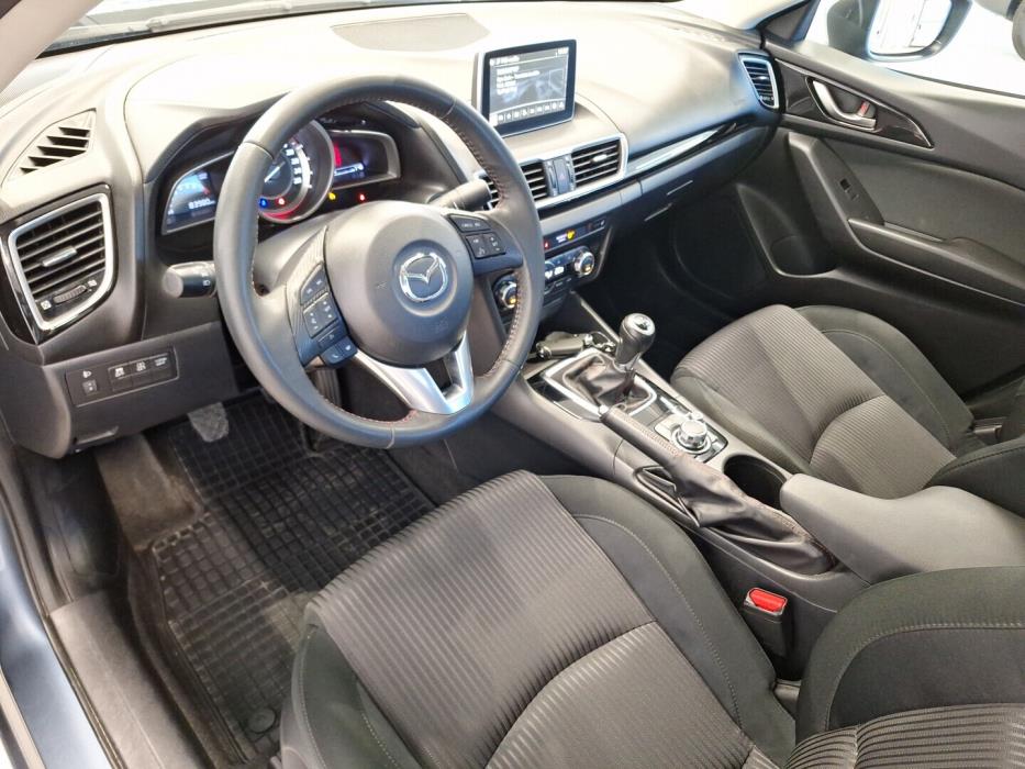 MAZDA Mazda3 2015