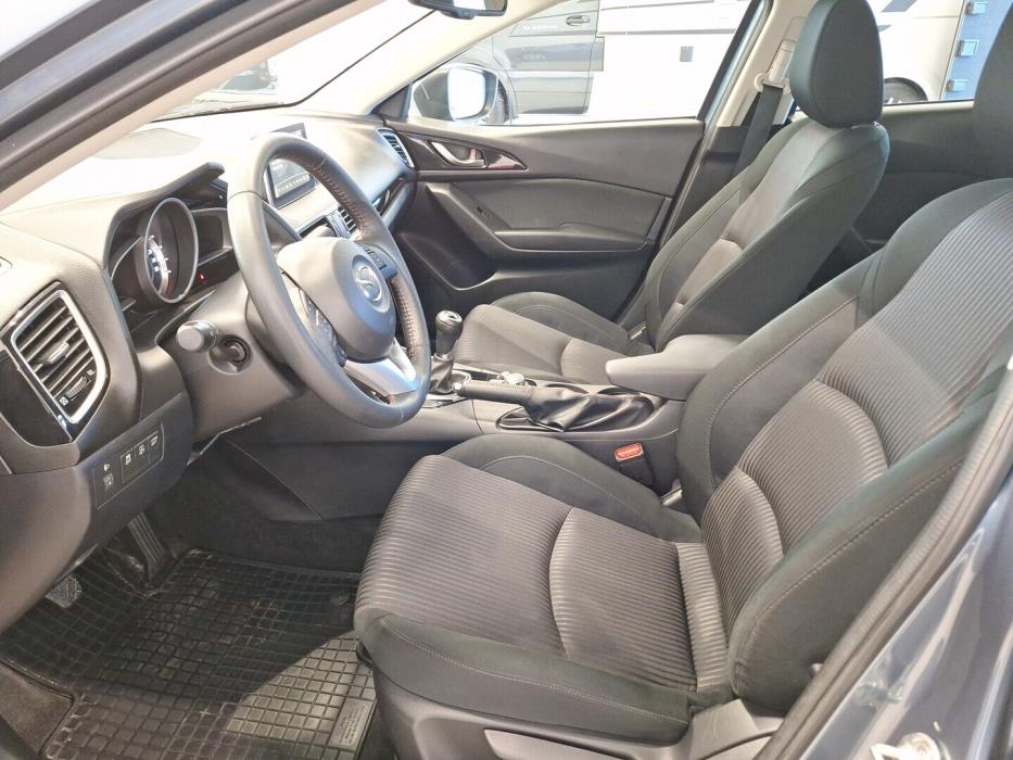 MAZDA Mazda3 2015