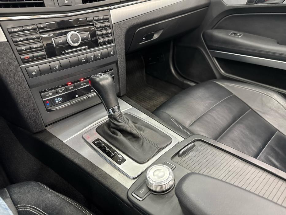 MERCEDES-BENZ E 2011
