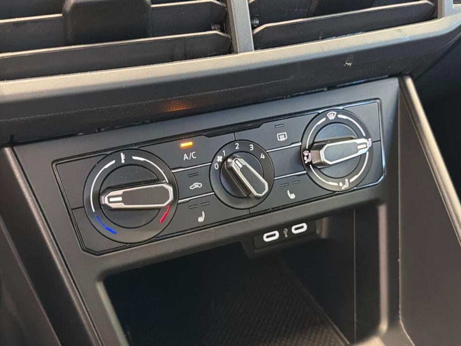 VOLKSWAGEN Taigo 2023