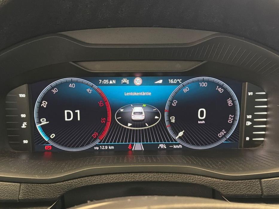 SKODA Karoq 2024