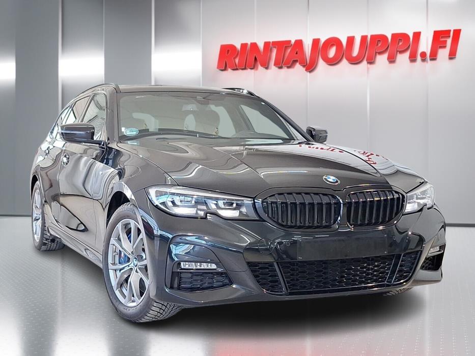 BMW 330 2021