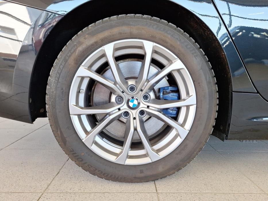 BMW 330 2021