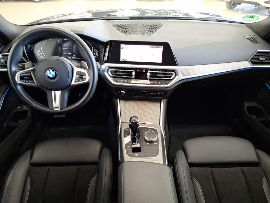 BMW 330 2021