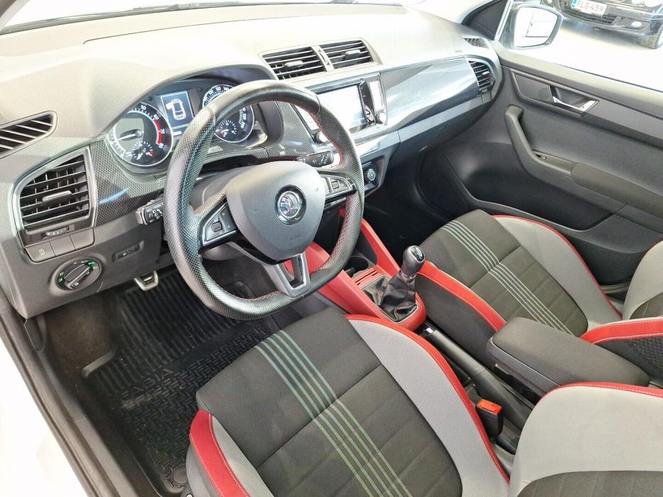 SKODA Fabia 2016