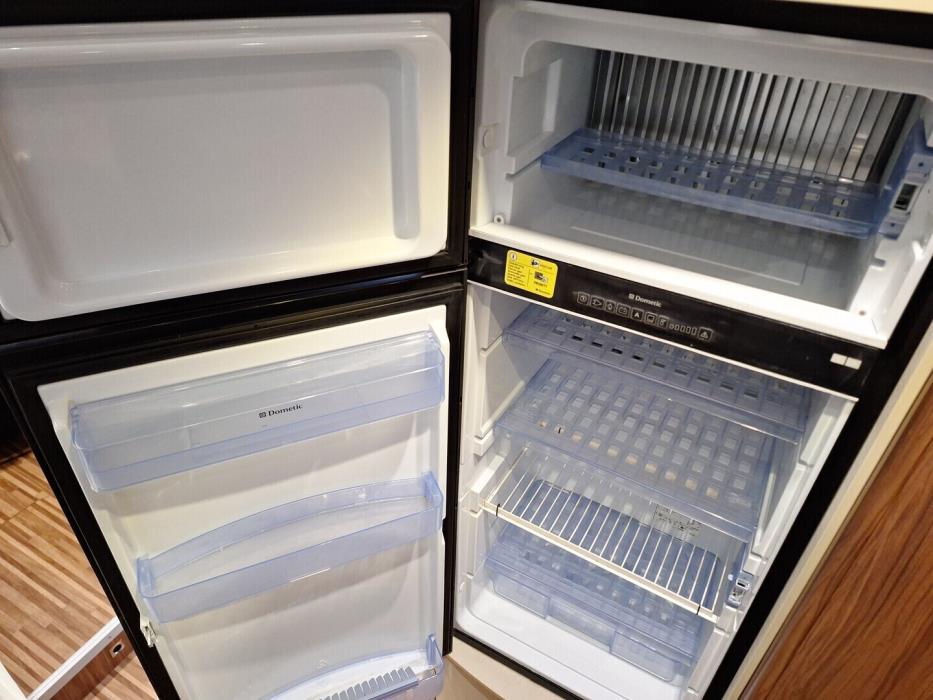 ADRIA CORAL 670 SL 2015