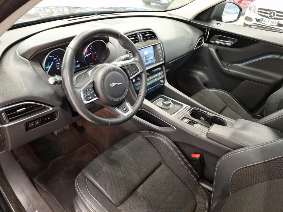 JAGUAR F-PACE 2017