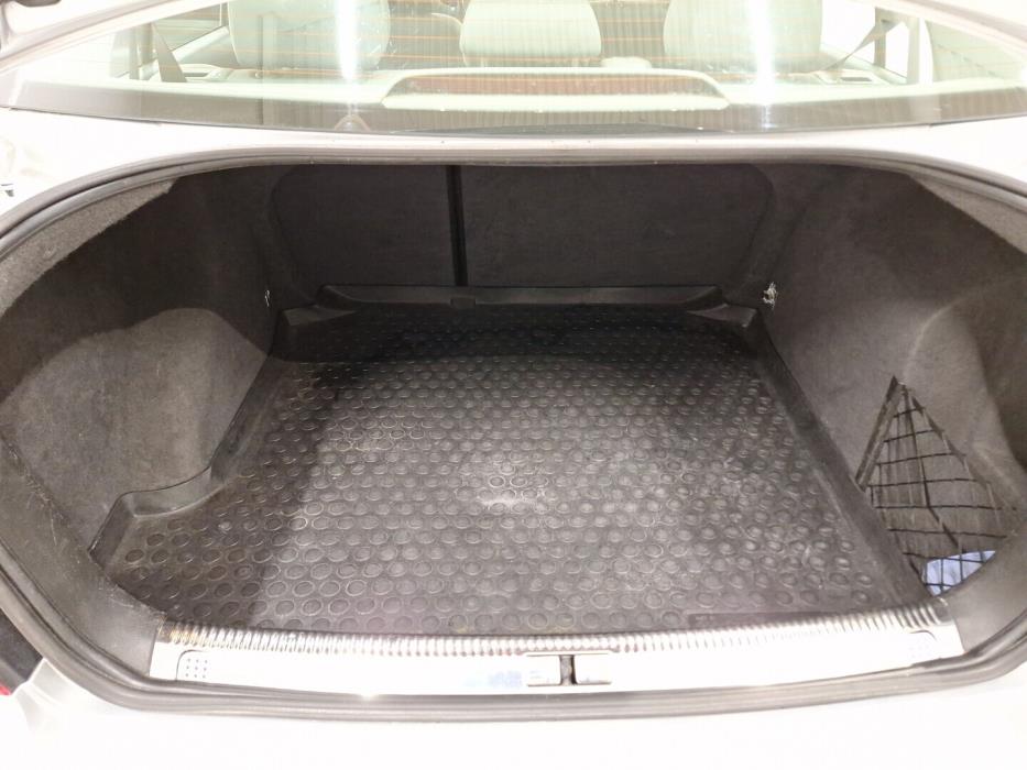 VOLKSWAGEN Bora 2003