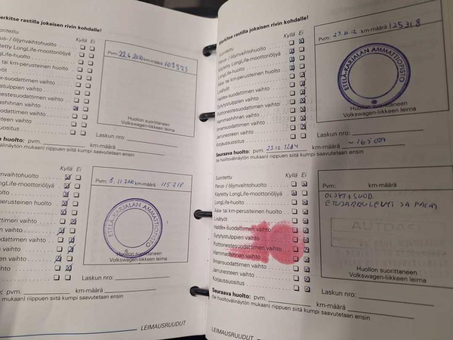 VOLKSWAGEN Bora 2003