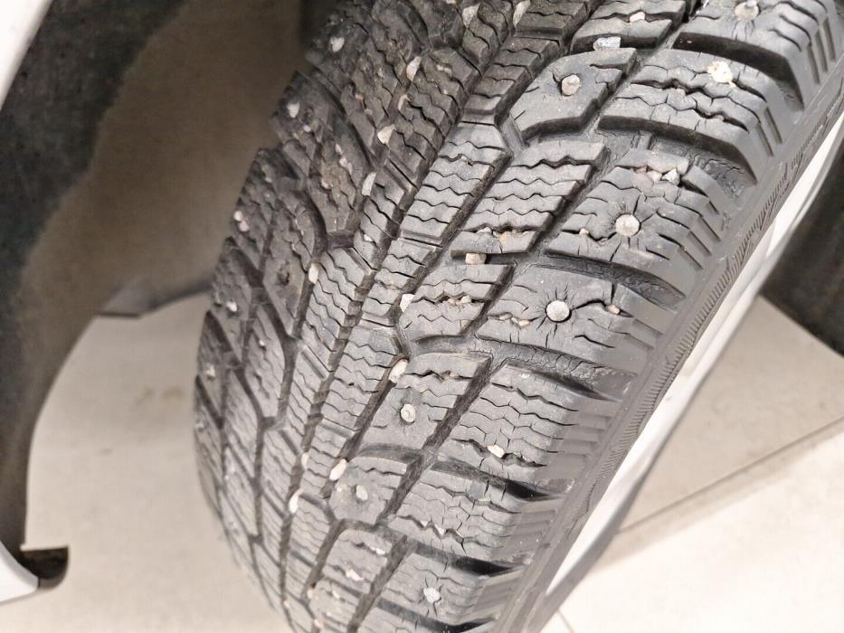 VOLKSWAGEN Polo 2006