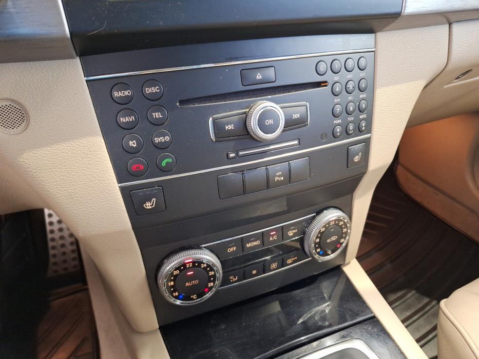 MERCEDES-BENZ GLK 2011