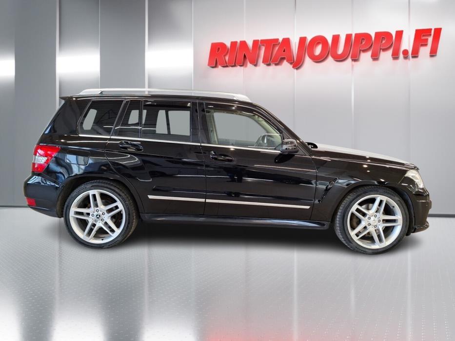 MERCEDES-BENZ GLK 2011
