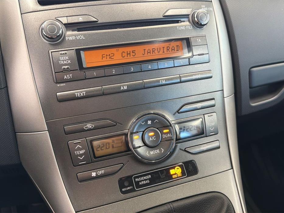 TOYOTA Auris 2008