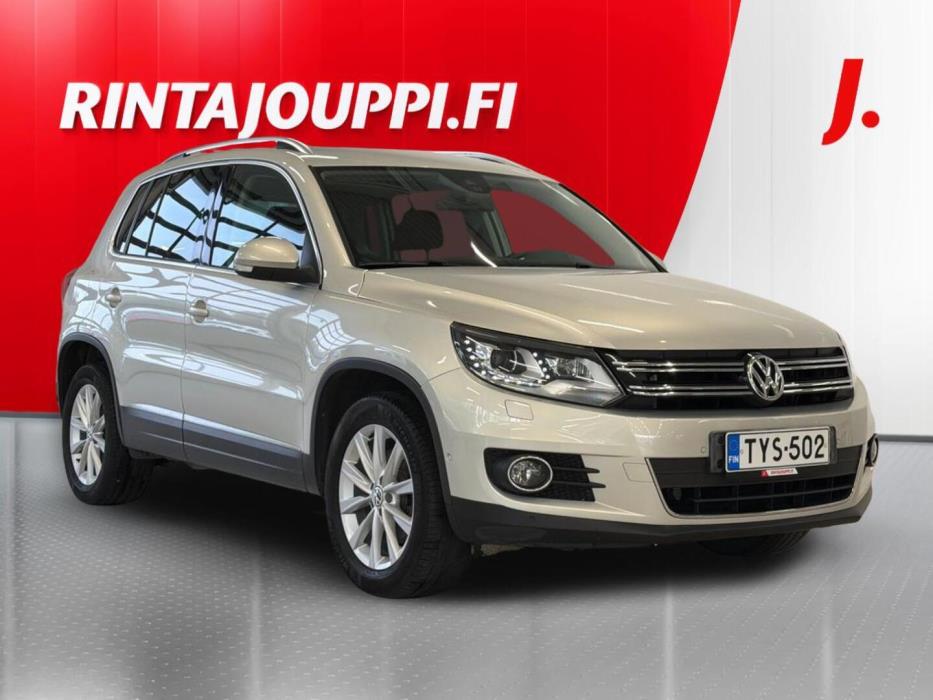 VOLKSWAGEN Tiguan 2012