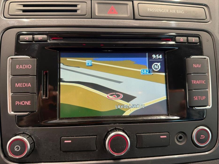 VOLKSWAGEN Tiguan 2012