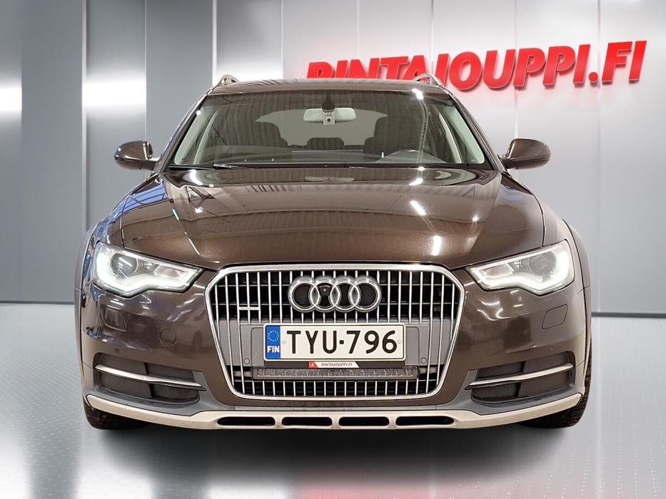 AUDI A6 allroad quattro 2012