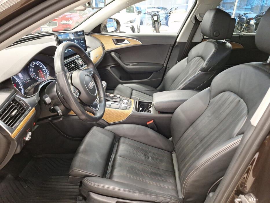 AUDI A6 allroad quattro 2012