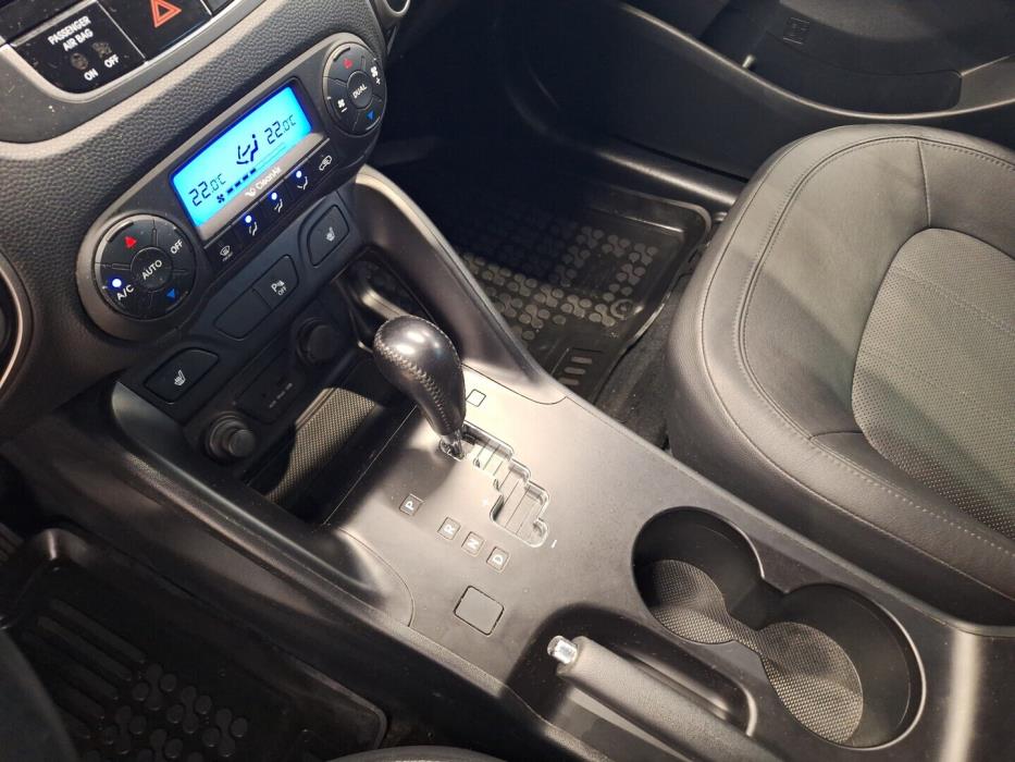 HYUNDAI ix35 2012