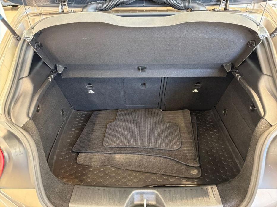 MERCEDES-BENZ A 2013