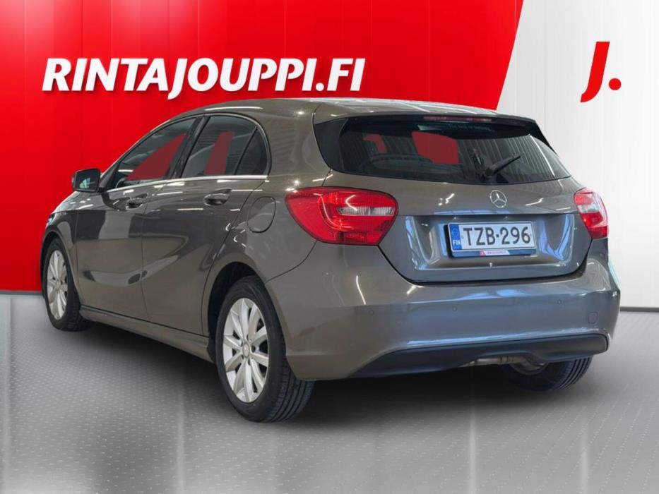 MERCEDES-BENZ A 2013
