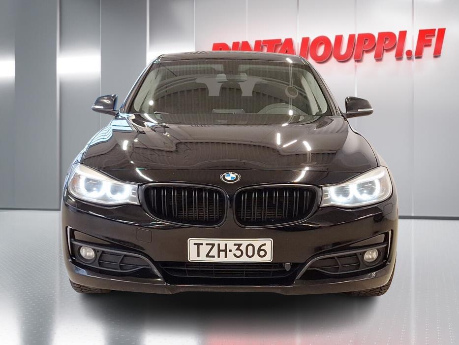 BMW 318 Gran Turismo 2014