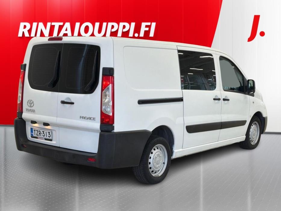 TOYOTA Proace 2015