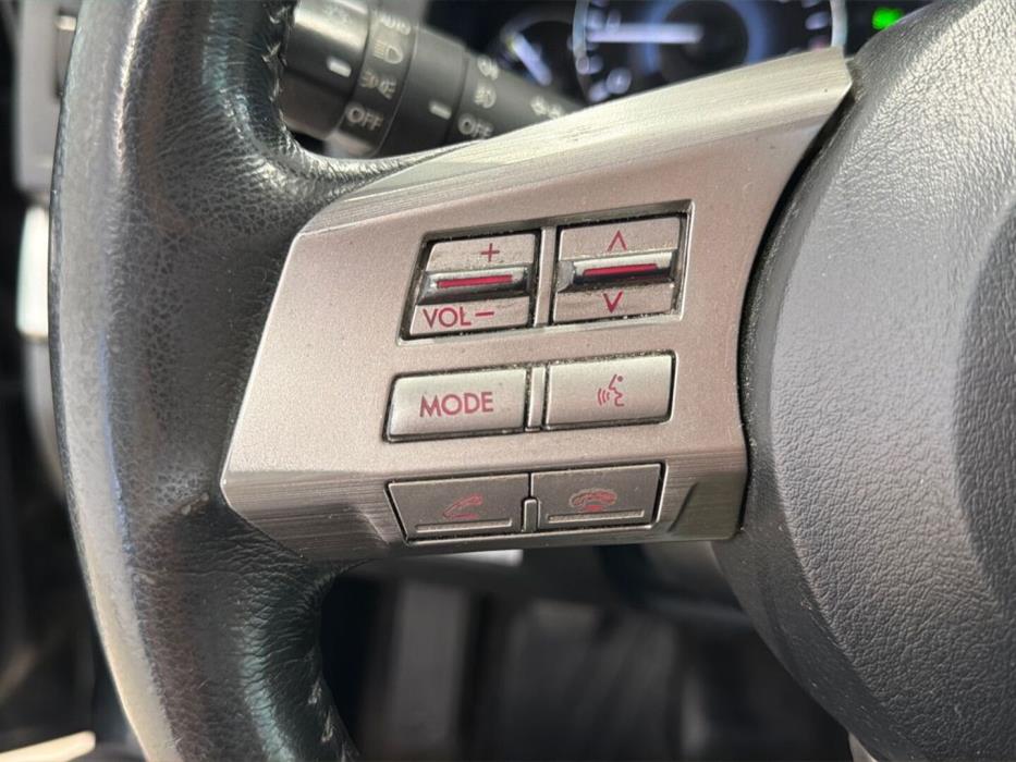 SUBARU Outback 2011