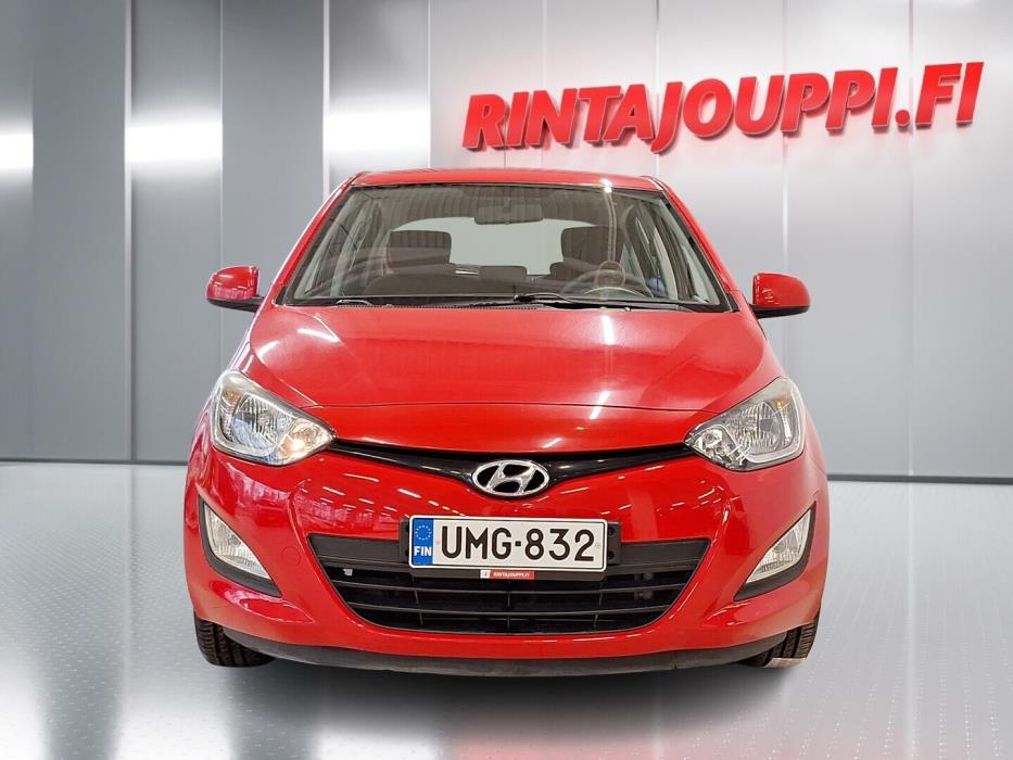 HYUNDAI i20 2013