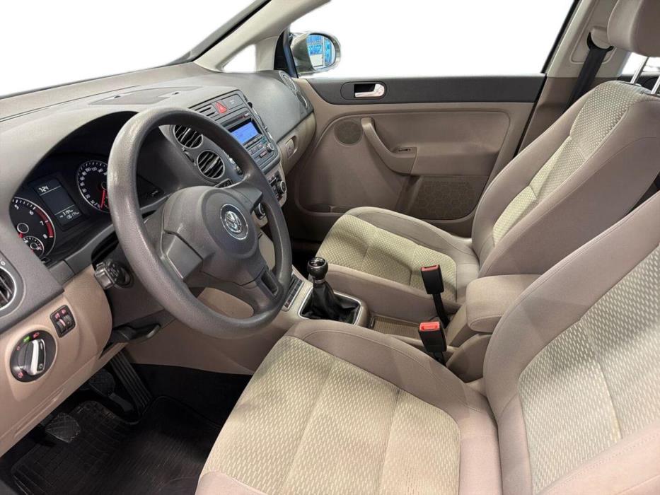 VOLKSWAGEN Golf Plus 2011