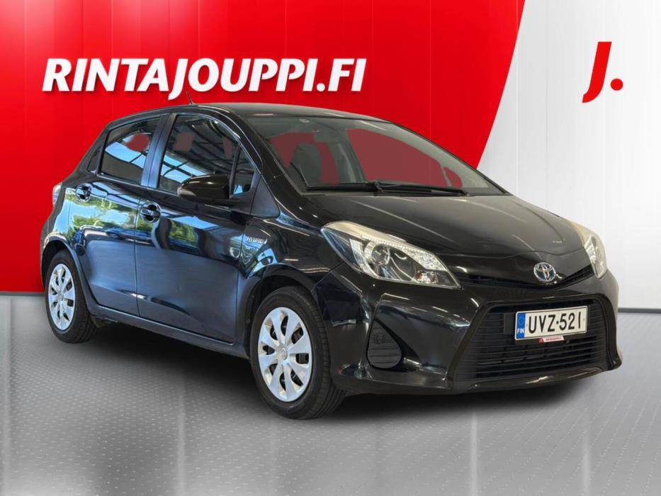 TOYOTA Yaris 2013