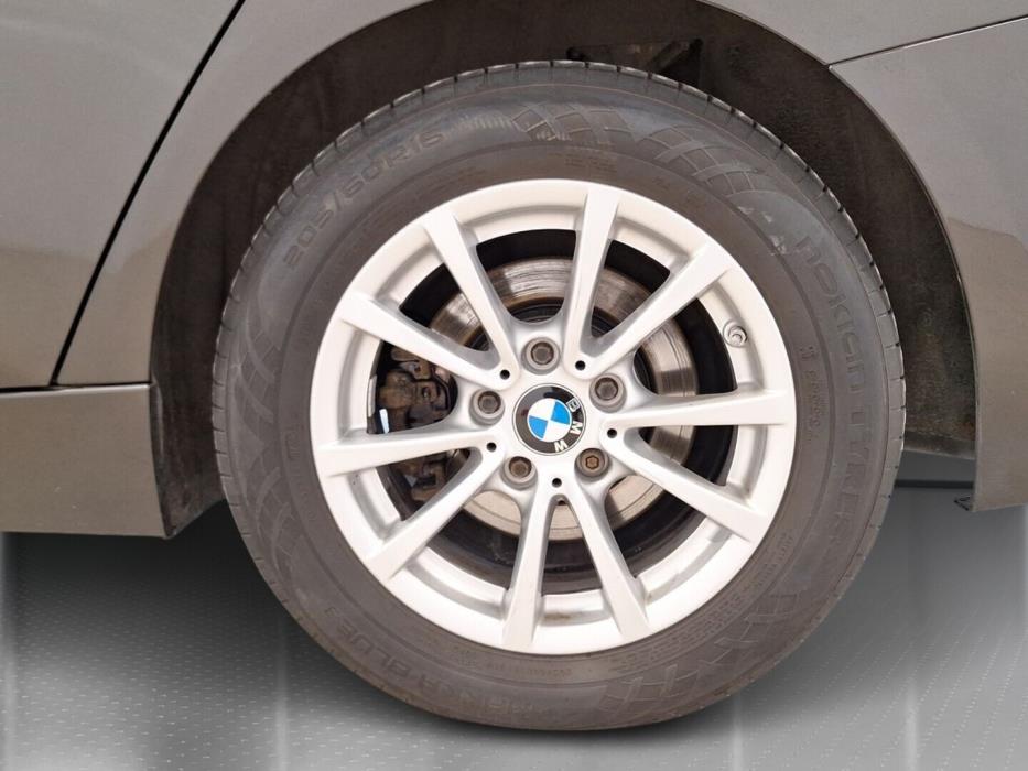BMW 320 2016